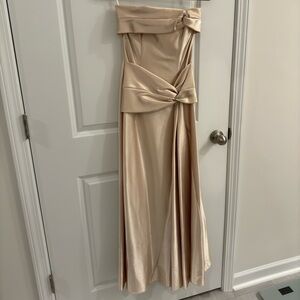 Jessica McClintock Gold Formal Gown Size 4